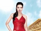 Angelina Jolie dress up