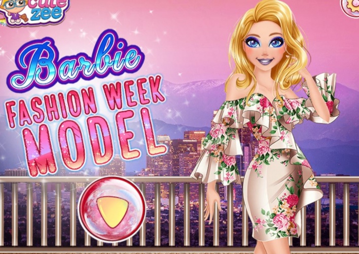 Barbie mannequin de la Fashion Week